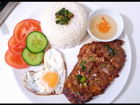 Vietnamese grilled pork chop with broken rice - Com tam suon nuong | Helen's Recipes